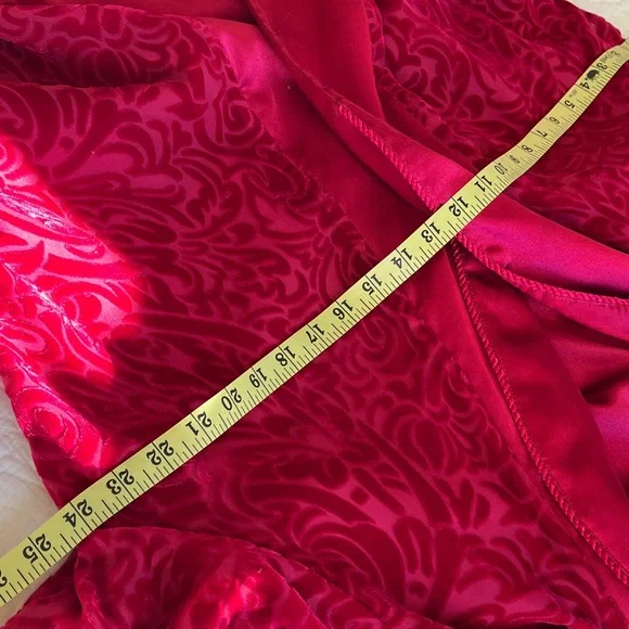 Velvet Burnout Satin Wrap Robe Long Shawl Collar Belt Pockets Women M Red Floral - Picture 13 of 17